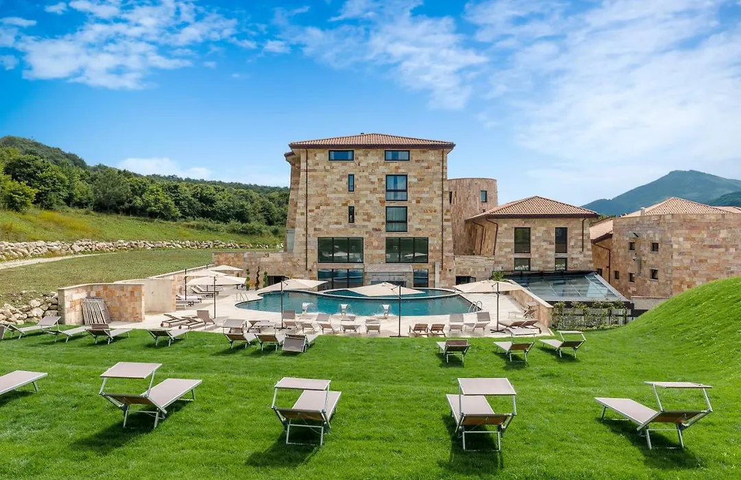 Aqua Montis Resort & Spa-1
